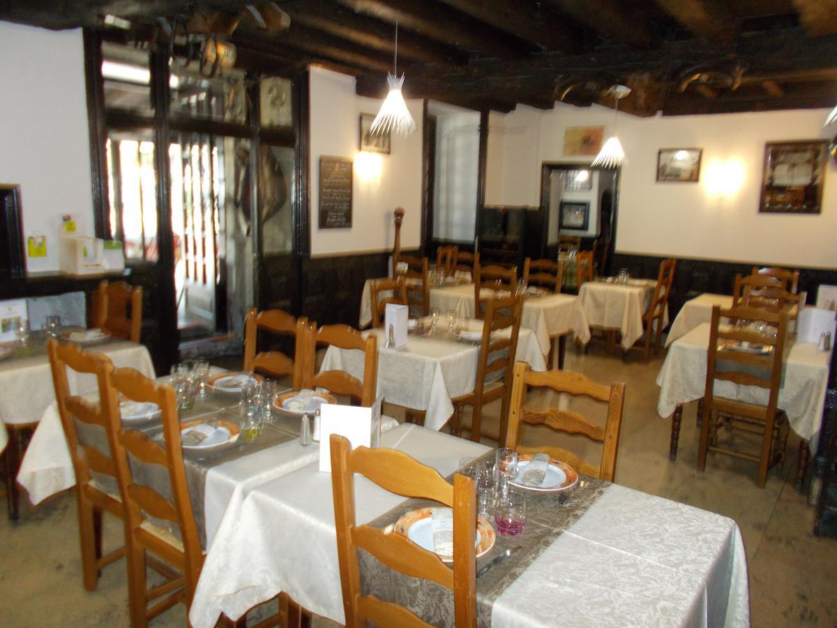 Logis Hotel Restaurant La Chaumiere Tournon-sur-Rhone Exterior photo
